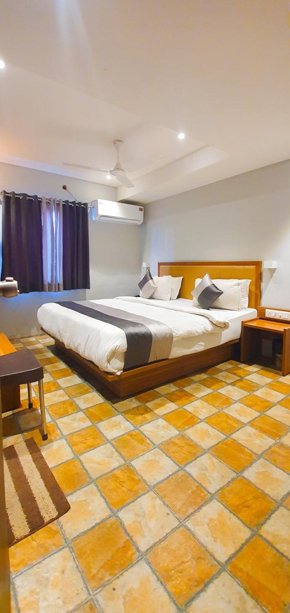 Hotel Nova Star 拉杰果德 外观 照片
